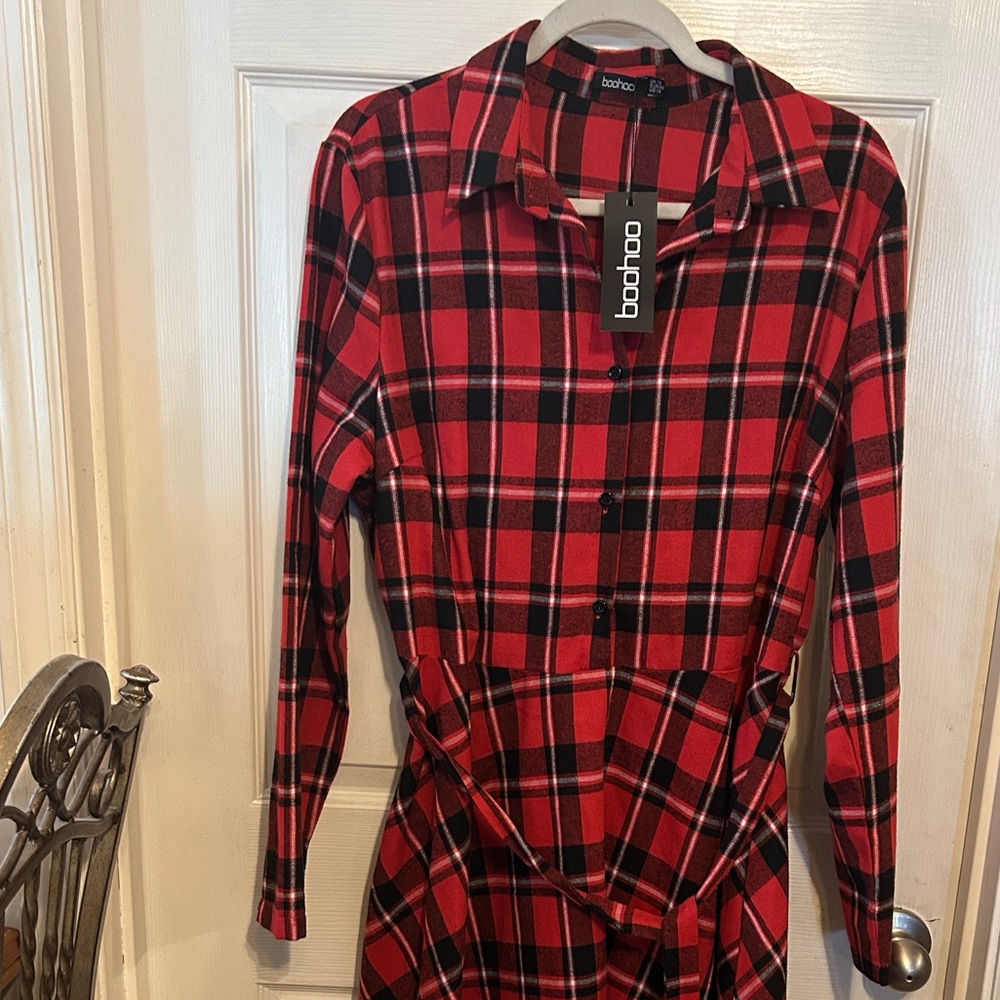 Boohoo Red and Black Plaid Long Sleeve Dress